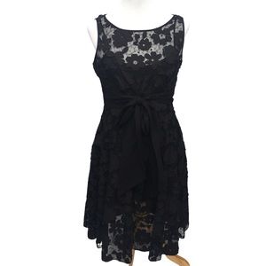 Adrianna Papell Black Lace Overlay Dress with Bow Front Misses size 10
